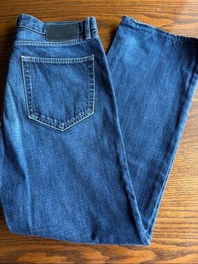 Hugo Boss Dark Blue Straight Leg Jeans EUC